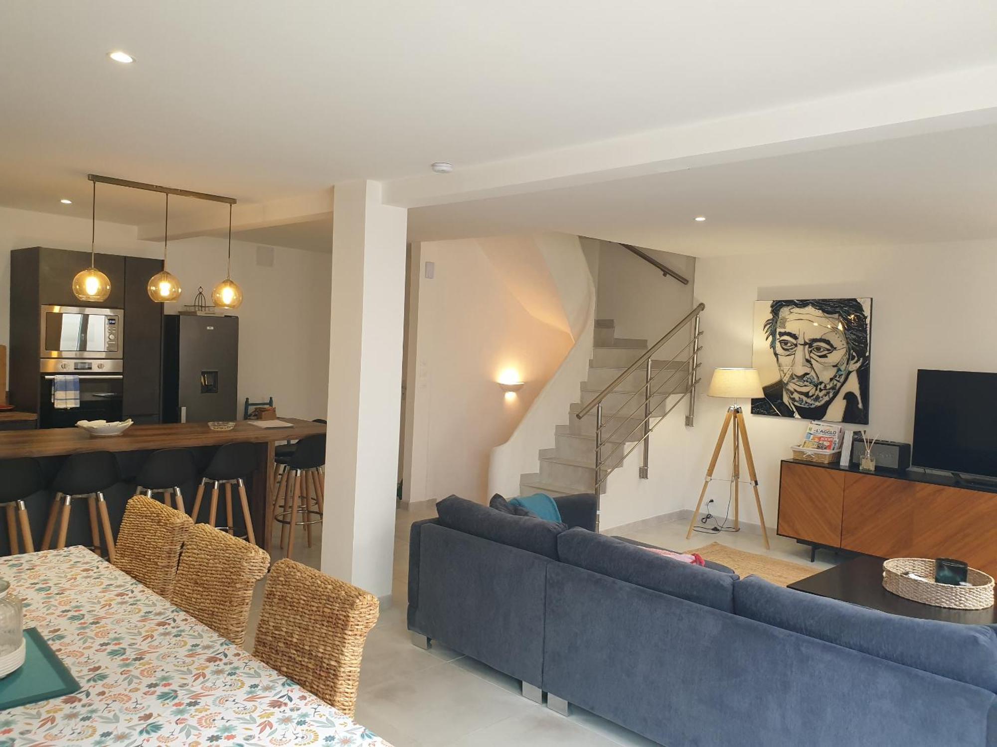 Maison De Ville Standing Proche Mer Florensac 外观 照片